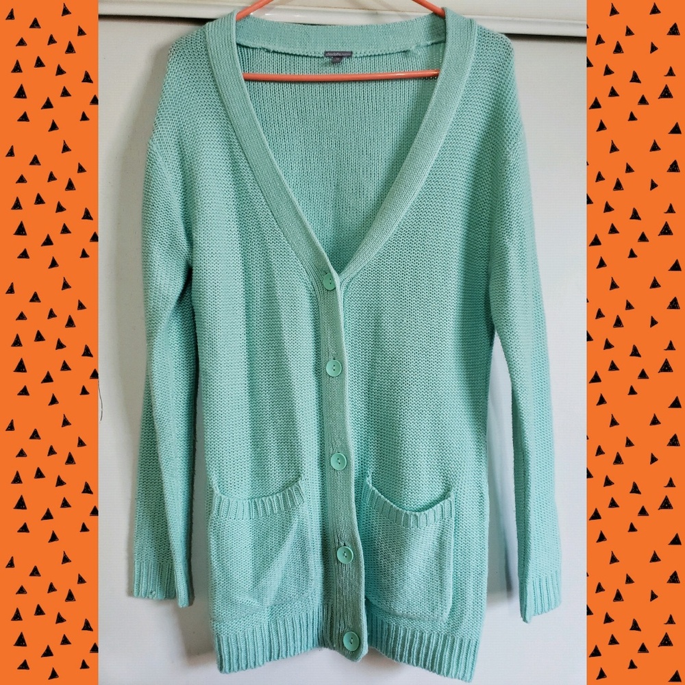 Charlotte Russe seafoam button cardigan sweater